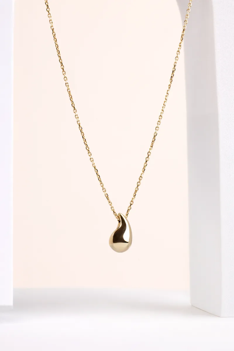Lumiere Drop Necklace